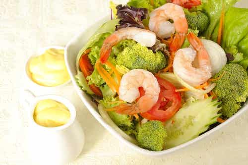 ¿Cómo-preparar-una-ensalada-saludable-de-brócoli alimentación sana