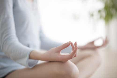Aprende a meditar brevemente para quitar las tensiones