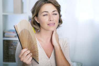 6 infusiones naturales para los síntomas de la menopausia