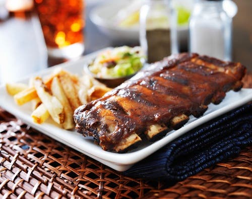 Costillas de cerdo al horno con miel y mostaza