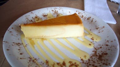 Flan de queso y leche condensada al microondas