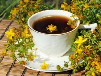 La hierba de san Juan, ¿un remedio natural contra la depresión?