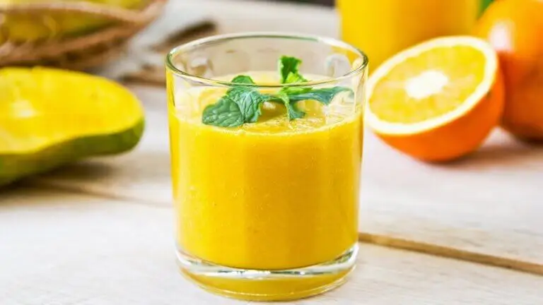 Jugo de mango, melón y naranja
