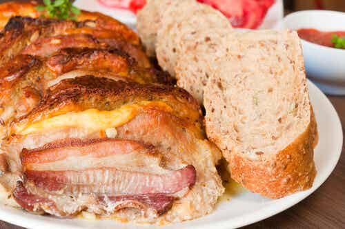 Pan de bacon y queso