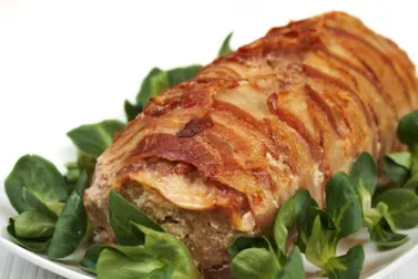 Pastel de carne y tortilla de patata
