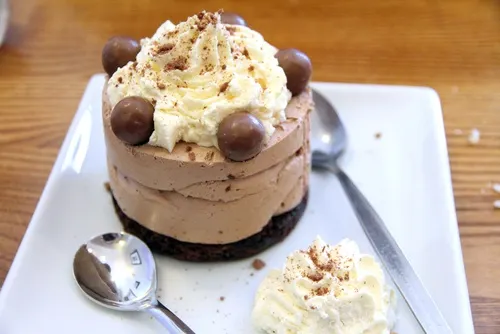 pastel de galletas con crema de moka