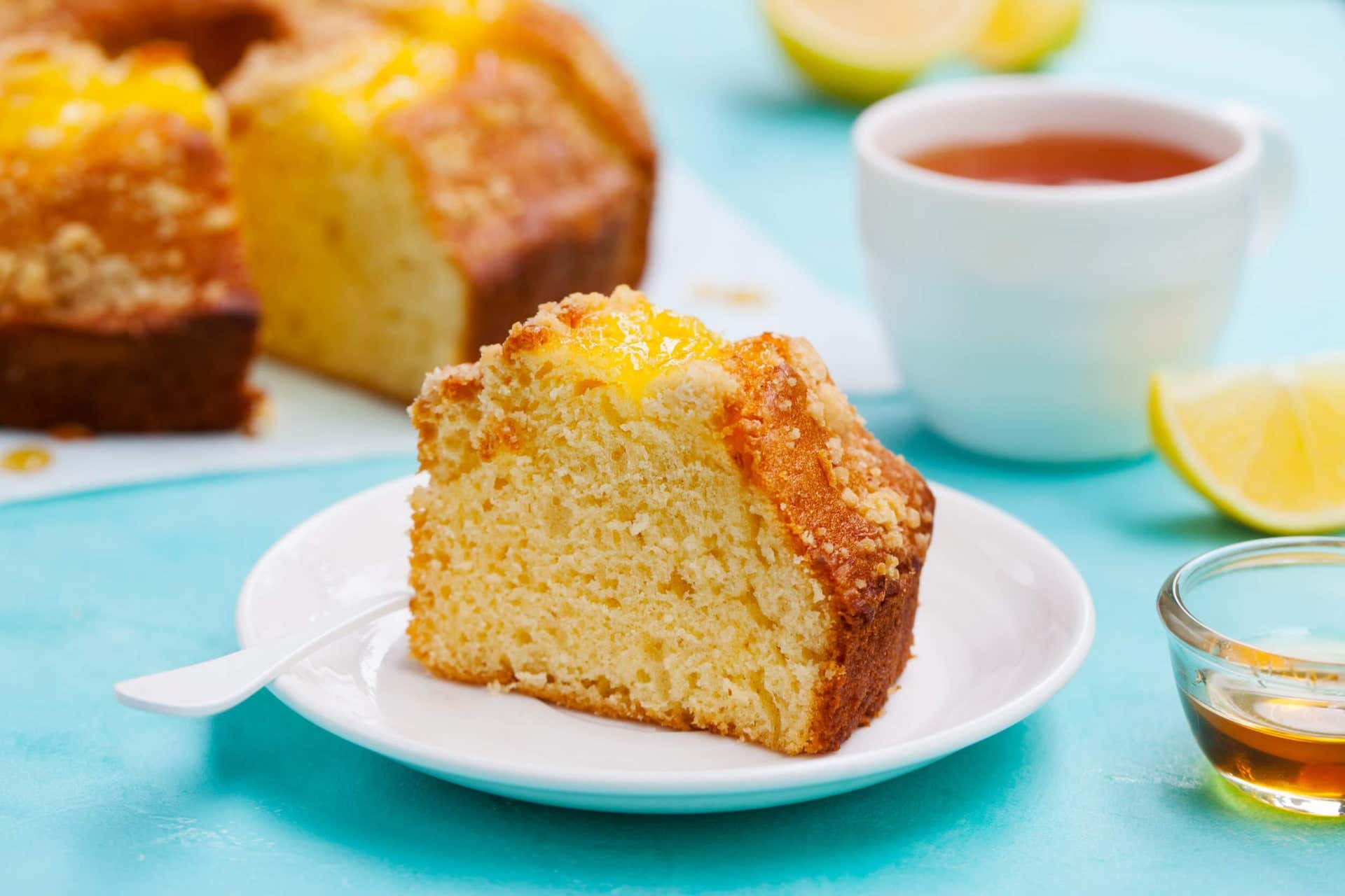 La receta del pastel de limón sin gluten es fácil de hacer