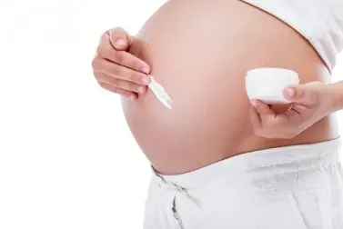 Cómo prevenir las estrías durante el embarazo