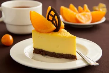 Tarta de queso y naranja con chocolate