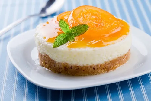 Postres light: tarta de yogur.
