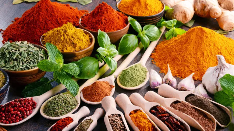 12 formas de sazonar tus alimentos para evitar el consumo de sal
