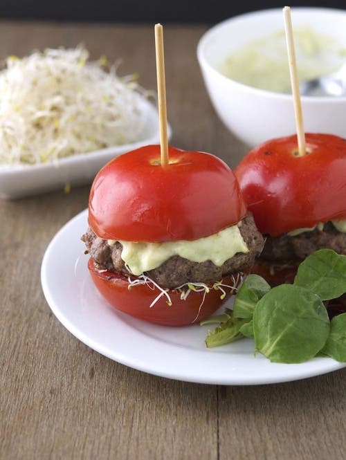 Hamburguesas-aguacate-tomate