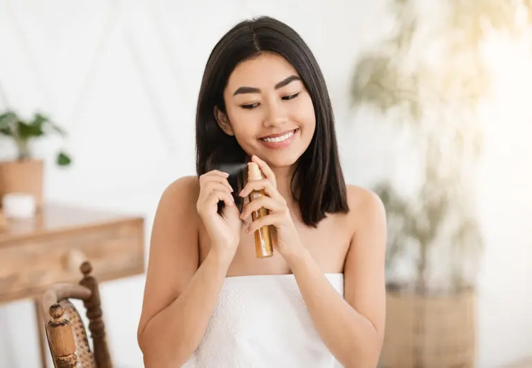 6 aceites naturales que ayudan al crecimiento del cabello