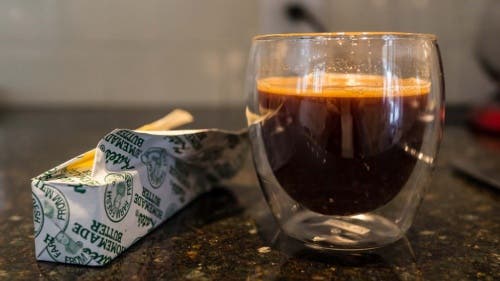 cafe con mantequilla o bulletproof coffee