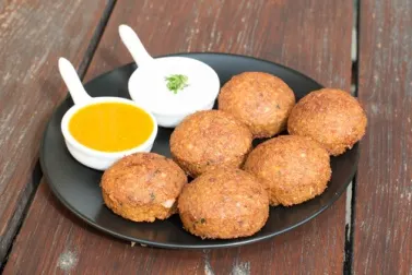 Croquetas de garbanzos y queso