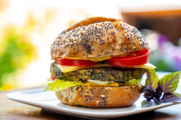 Hamburguesa de patatas y espinacas