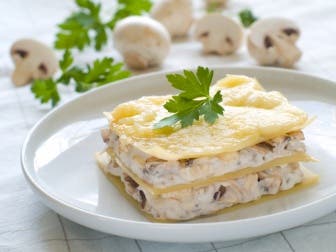 Lasaña con salsa blanca