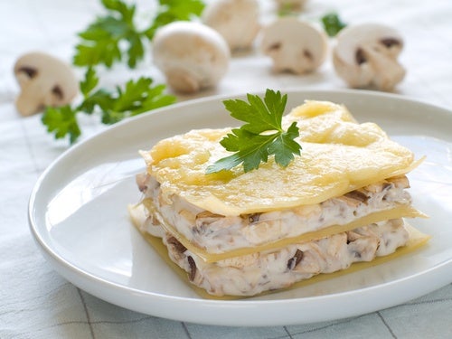 Lasaña con salsa blanca