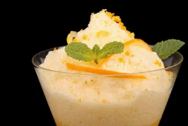 Delicioso mousse de naranja
