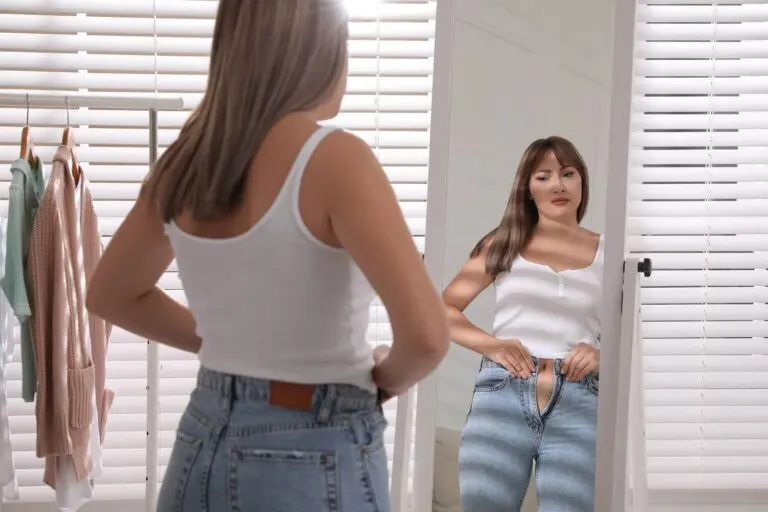 ¿Los jeans ajustados pueden afectar tu salud? 9 efectos perjudiciales