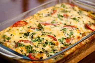 Cómo hacer un gratinado de calabacines y tomates