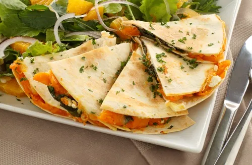quesadilla de queso y espinacas