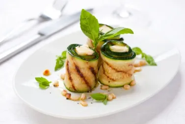 Rollitos de calabacín