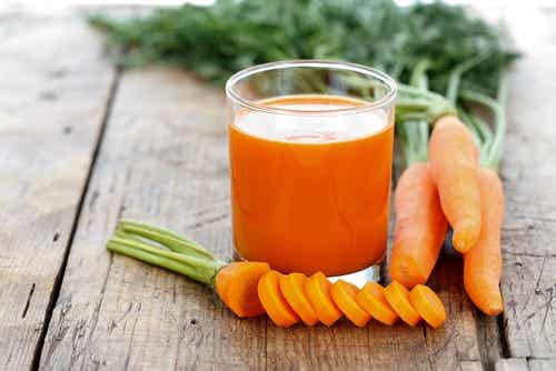 Carrot and cabbage smoothie.