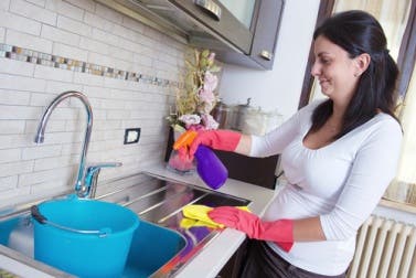 7 consejos para limpiar superficies difíciles. ¡Nunca fue tan sencillo!