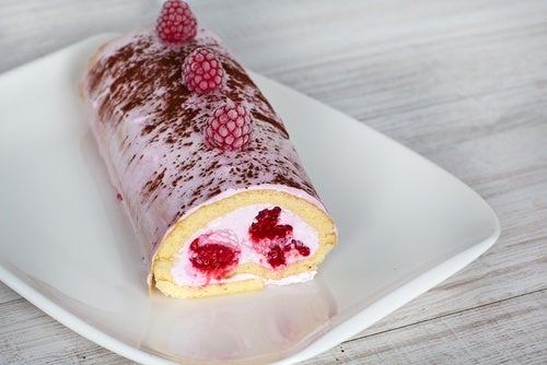 Brazo gitano de chocolate relleno de frutos rojos