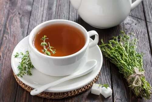 Té de tomillo
