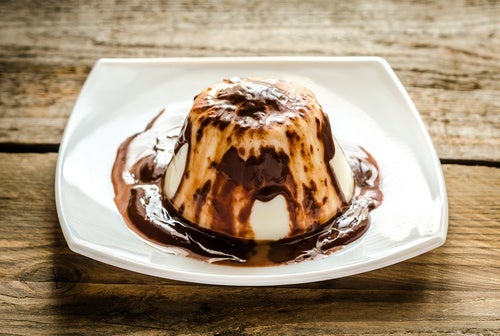 Flan de chocolate, café y caramelo