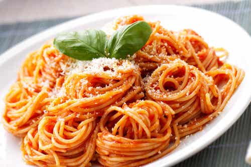 Spaghetti napolitano