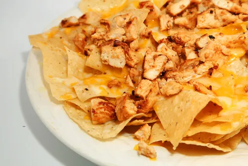 Nachos con pollo a la parrilla