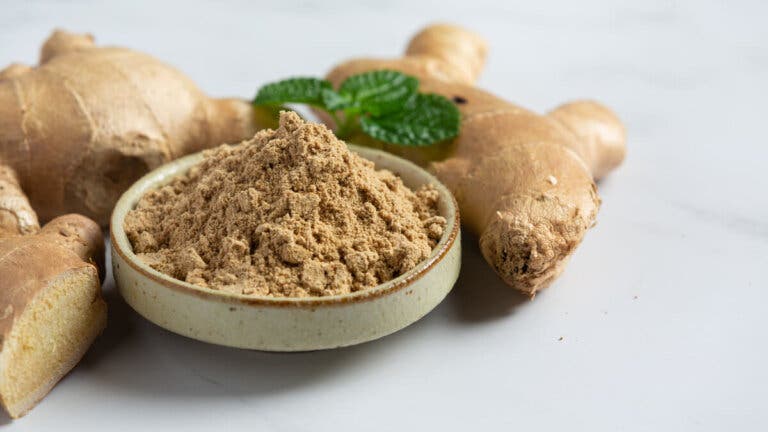 9 plantas medicinales para cuidar de tu tiroides