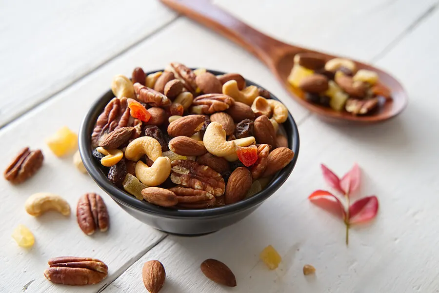 Tazón con frutos secos