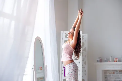 Para sentirte mejor y empezar bien el día, haz estiramientos