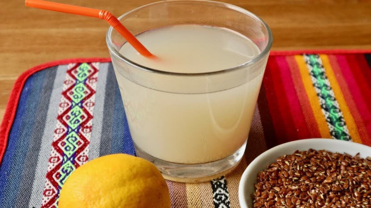 Bebida de linaza con limón