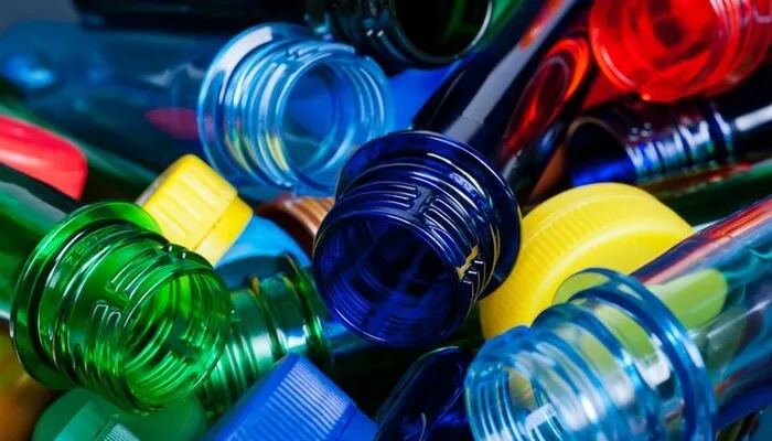 Botellas de plástico