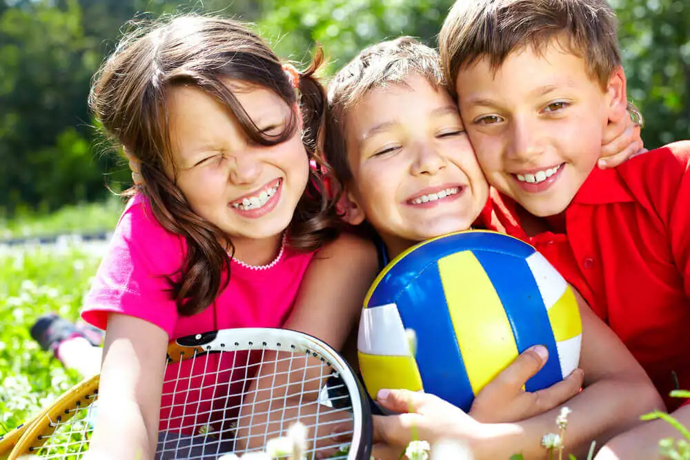 Niños en un equipo deportivo