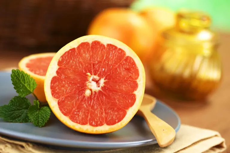 Cómo tratar las infecciones del tracto urinario utilizando semillas de pomelo