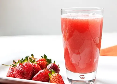 zumo-de-fresas