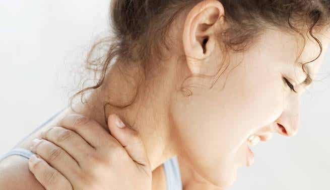 Remedios naturales para tratar el dolor de cuello y la tortícolis