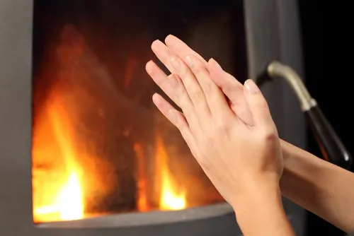 Mains froides chaudes
