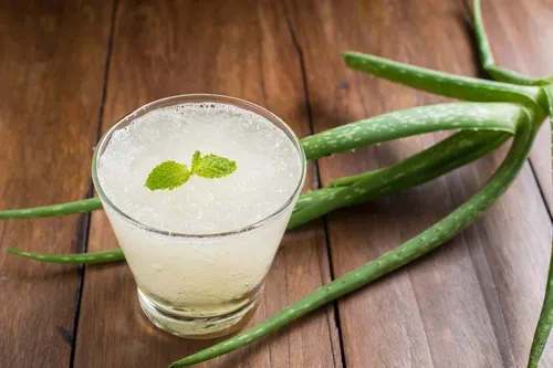 Cómo preparar este licuado de aloe vera batido multivitamínico
