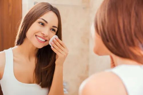 Cómo hacer agua micelar en casa