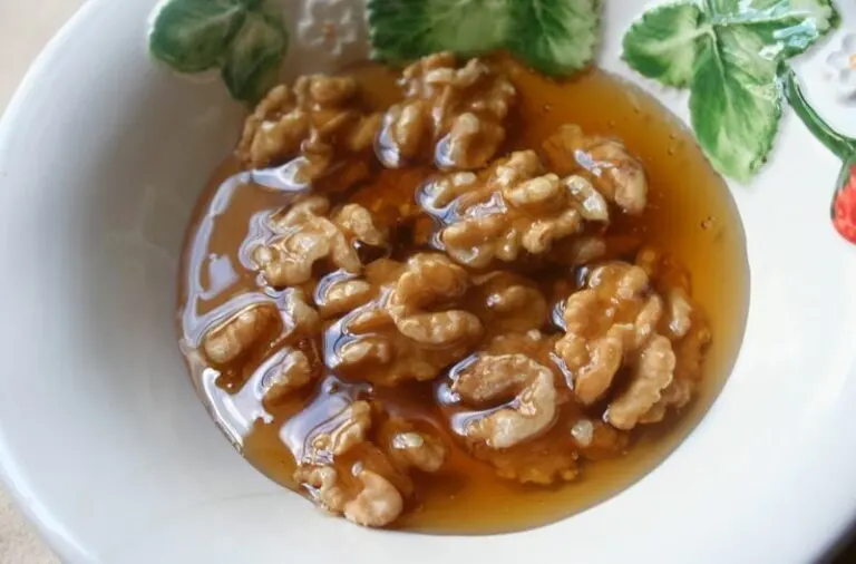 ¿Remedio con miel y nueces para la glándula tiroides?
