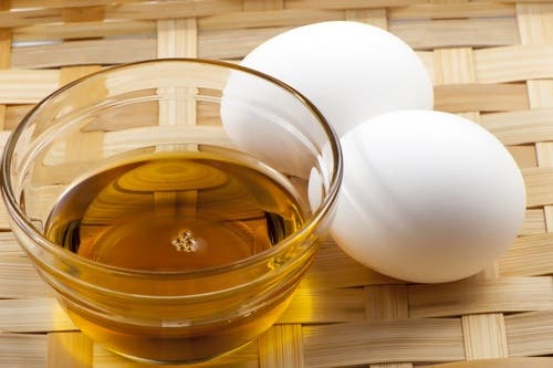 Mascarilla de yema de huevo, aceite y miel