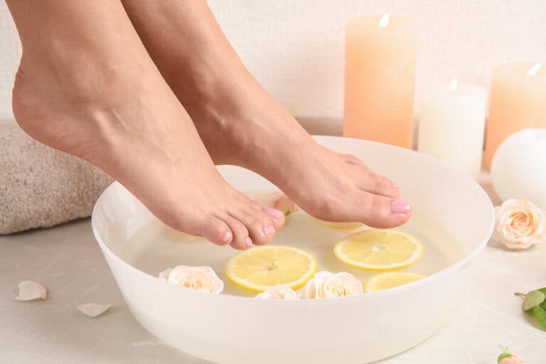 6 remedios naturales para tratar las uñas infectadas