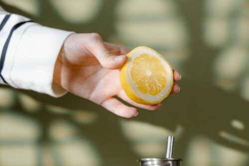 Terapia con limón para favorecer tu salud hepática